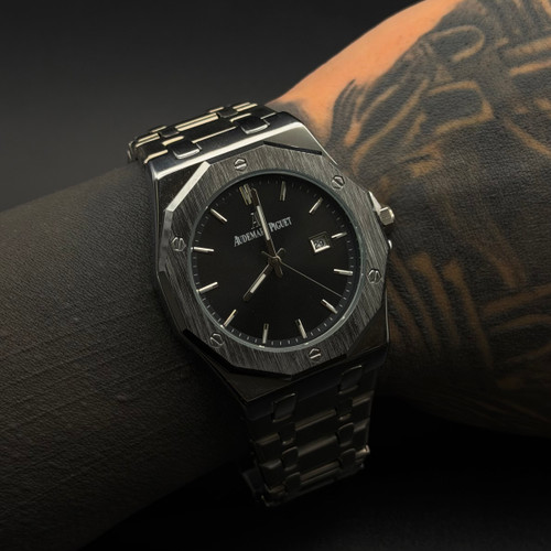 ساعت مچی مردانه استیل طرح ادمار پیگه (AP Royal Oak) صفحه مشکی تقویمدار با قفل مخفی – مدل A10001